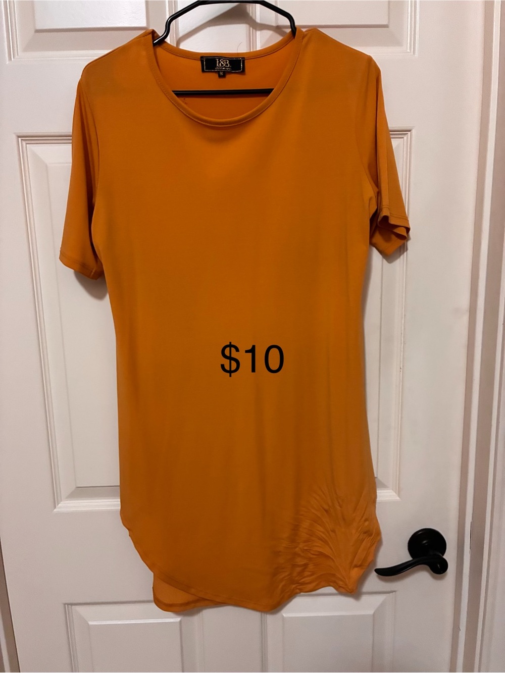 L&B Mustard Short Sleeve Tunic Top